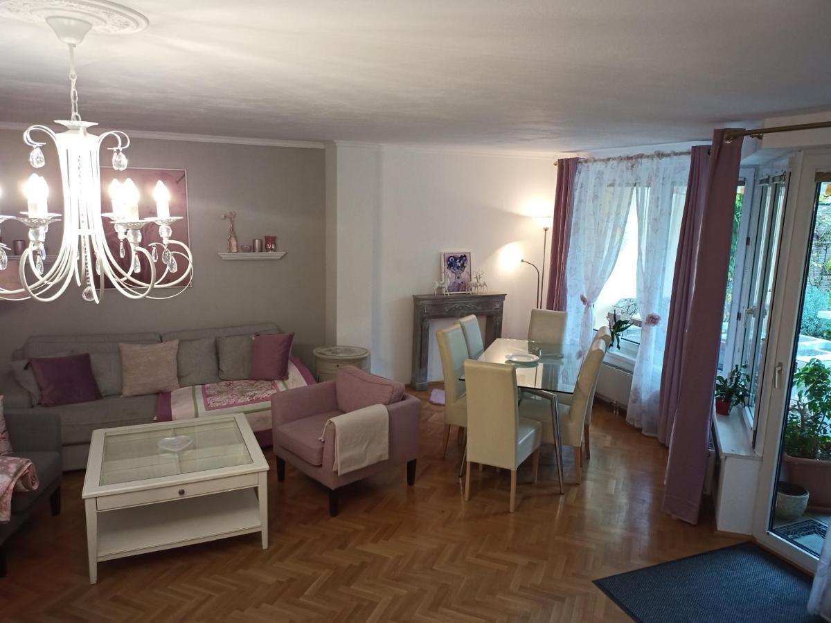 Villa Casa Magnolia Vienna à Leopoldsdorf Extérieur photo