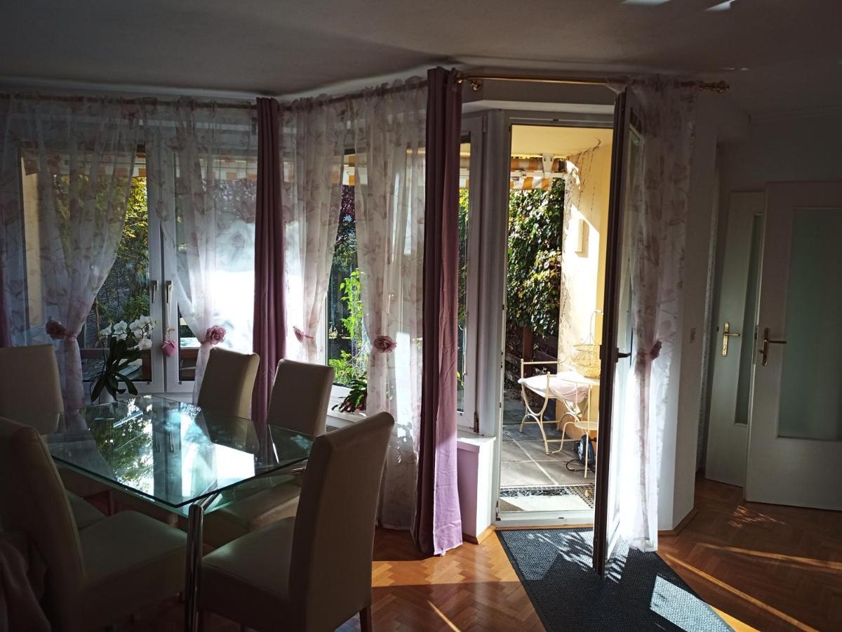 Villa Casa Magnolia Vienna à Leopoldsdorf Extérieur photo