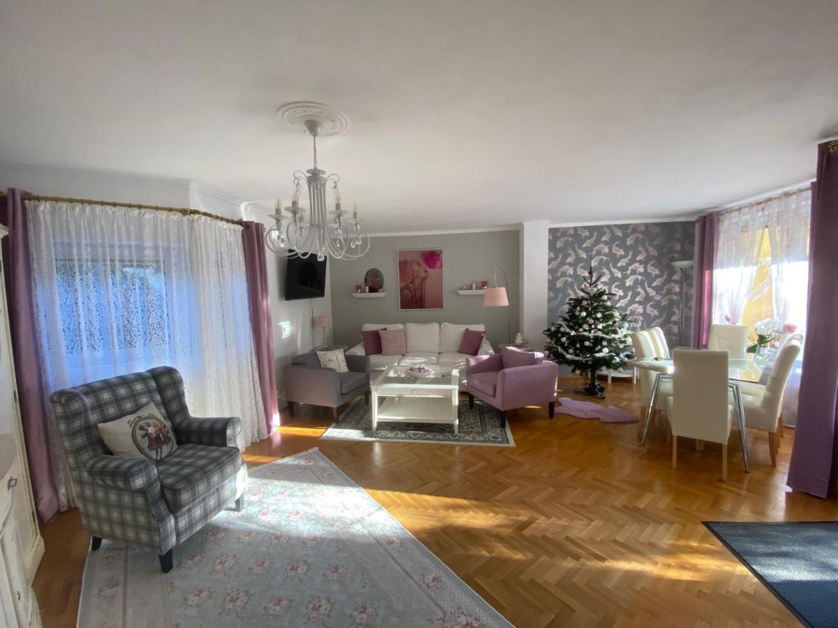 Villa Casa Magnolia Vienna à Leopoldsdorf Extérieur photo